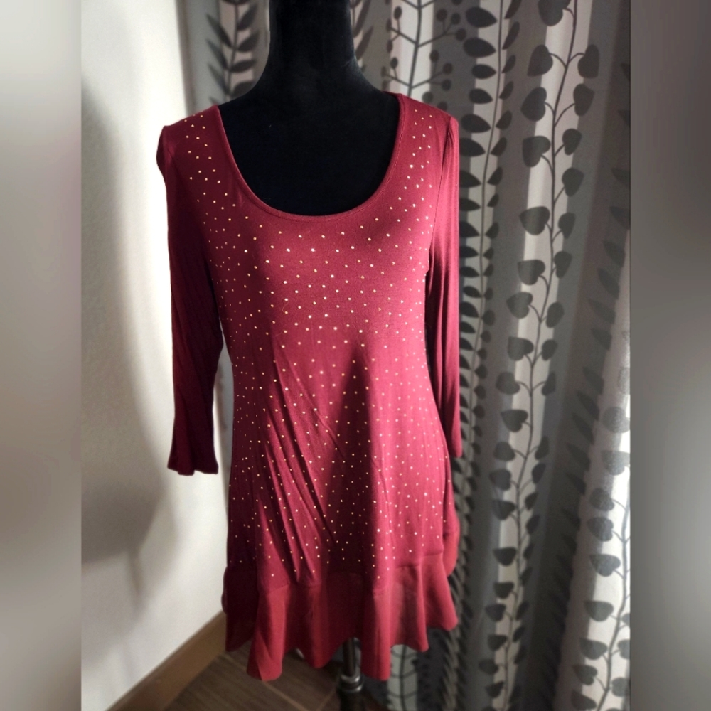 Maroon top
